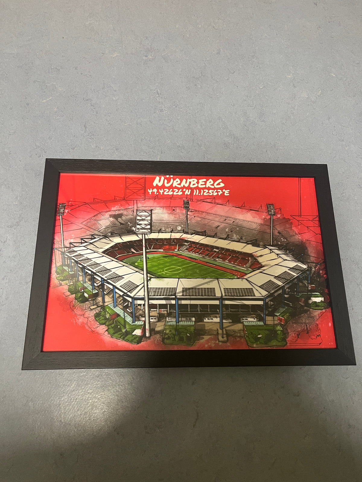 (B-Ware) Stadion Poster Art Print Nürnberg 40x35 cm, schwarzer Rahmen