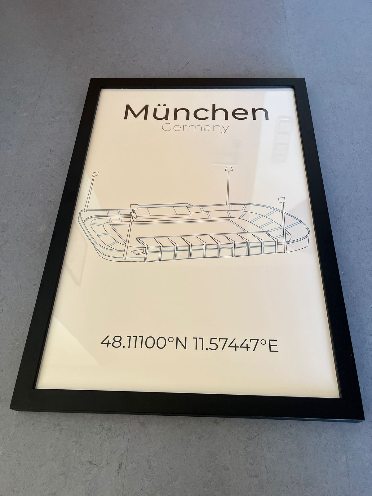 (B-Ware) Stadion Line Art Poster München - Grünwalder, 60x40 cm, schwarzer Rahmen