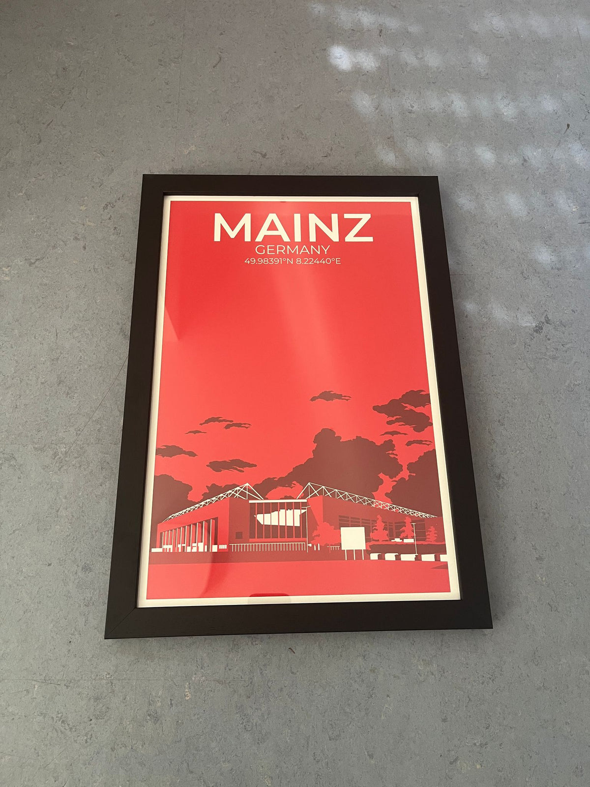(B-Ware) Stadion Illustration Mainz 40x35 cm, schwarzer Rahmen